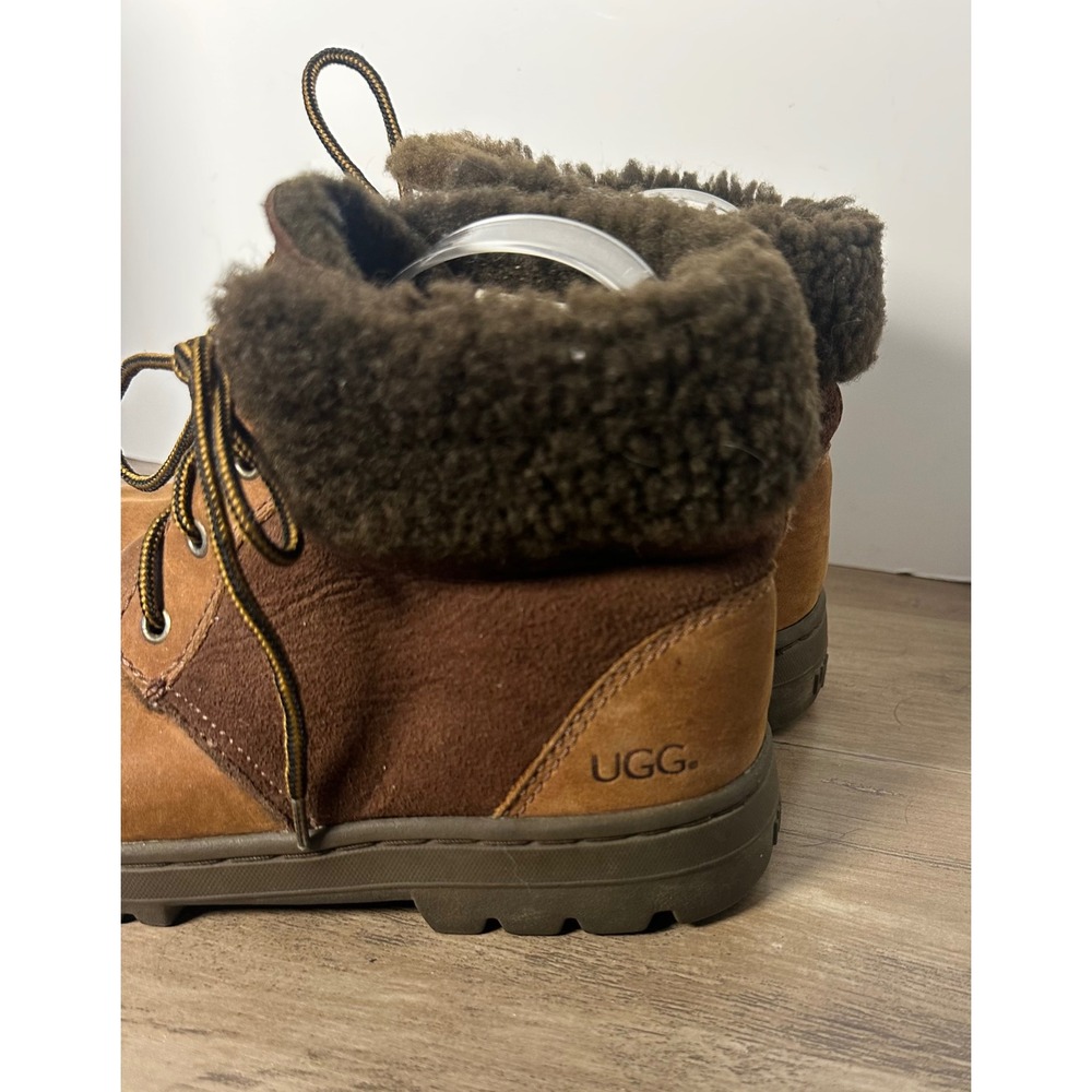 UGG Australia‎ 5145 Women's 8 Leather Sheepskin Cold Weather Lace Up Boots - Picture 2 of 10